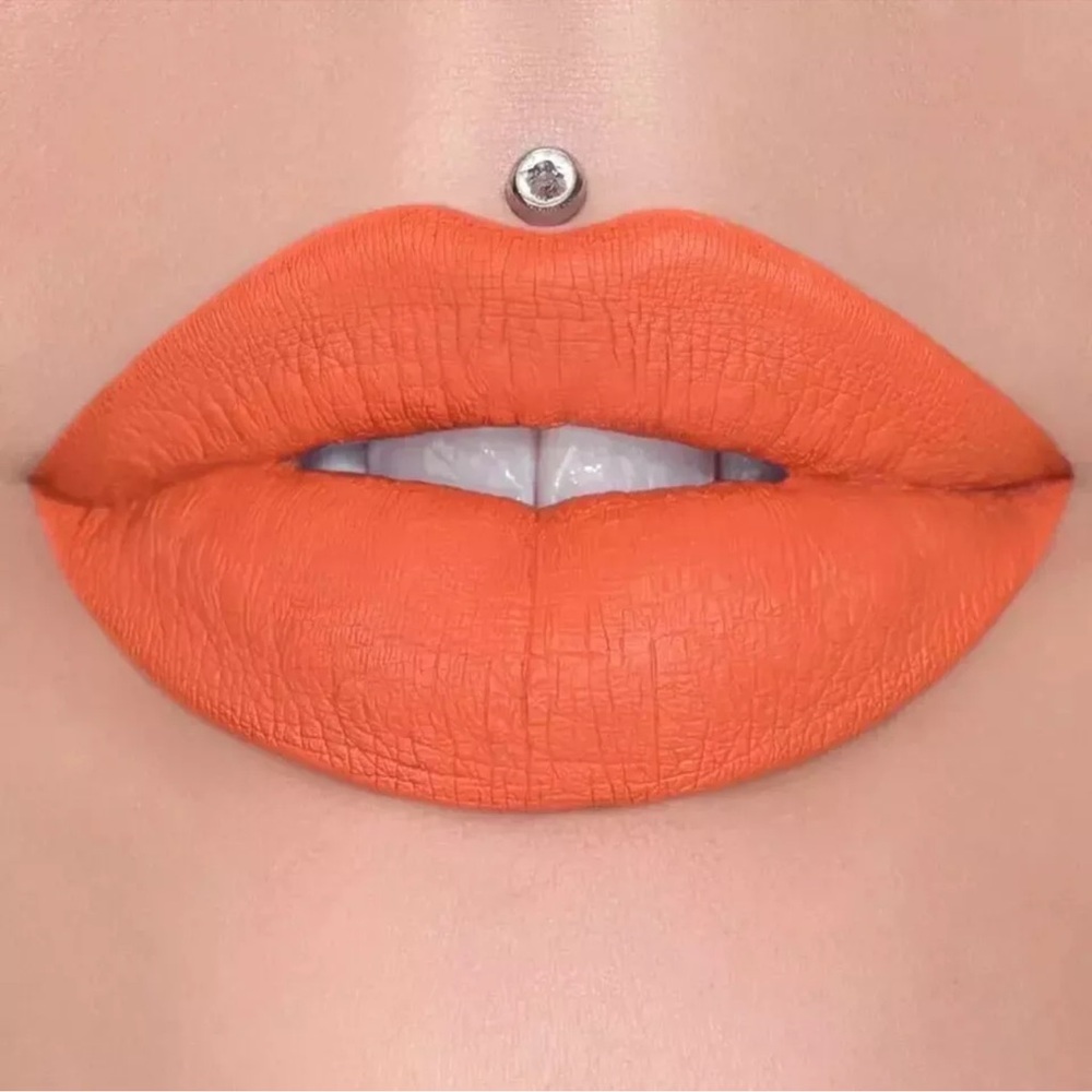 Pain is Pleasure Jeffree Star velour Liquid Lipstick
